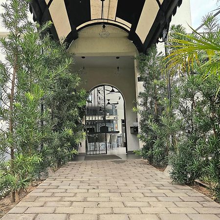 Hotel Oasis-Dream Holidays - La Petite France San Bernardino Esterno foto