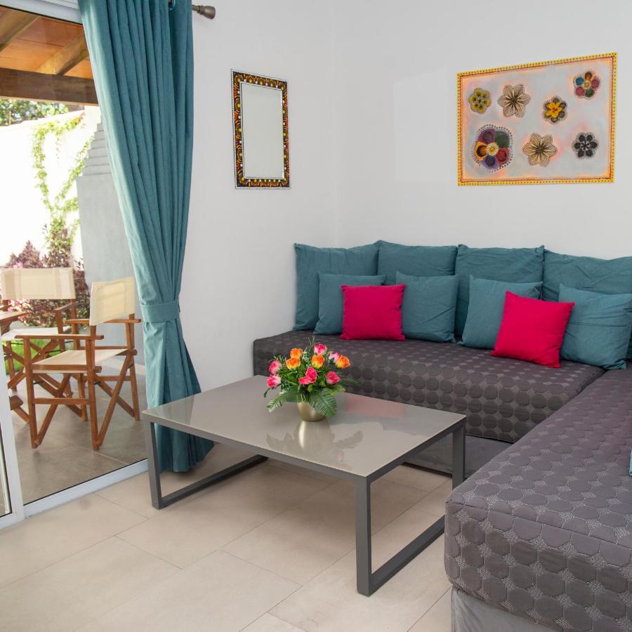 Hotel Oasis-Dream Holidays - La Petite France San Bernardino Esterno foto