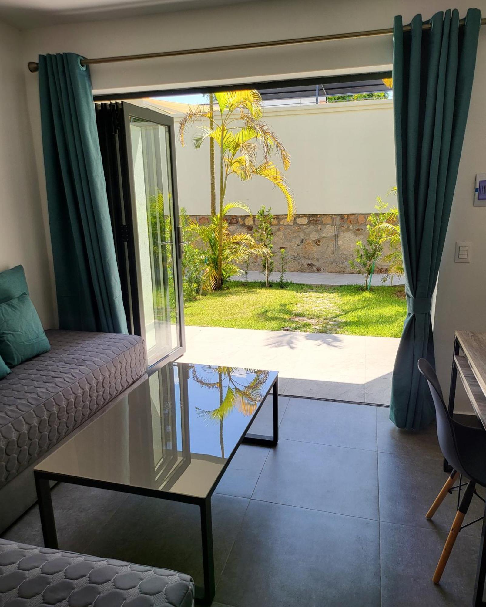 Hotel Oasis-Dream Holidays - La Petite France San Bernardino Esterno foto