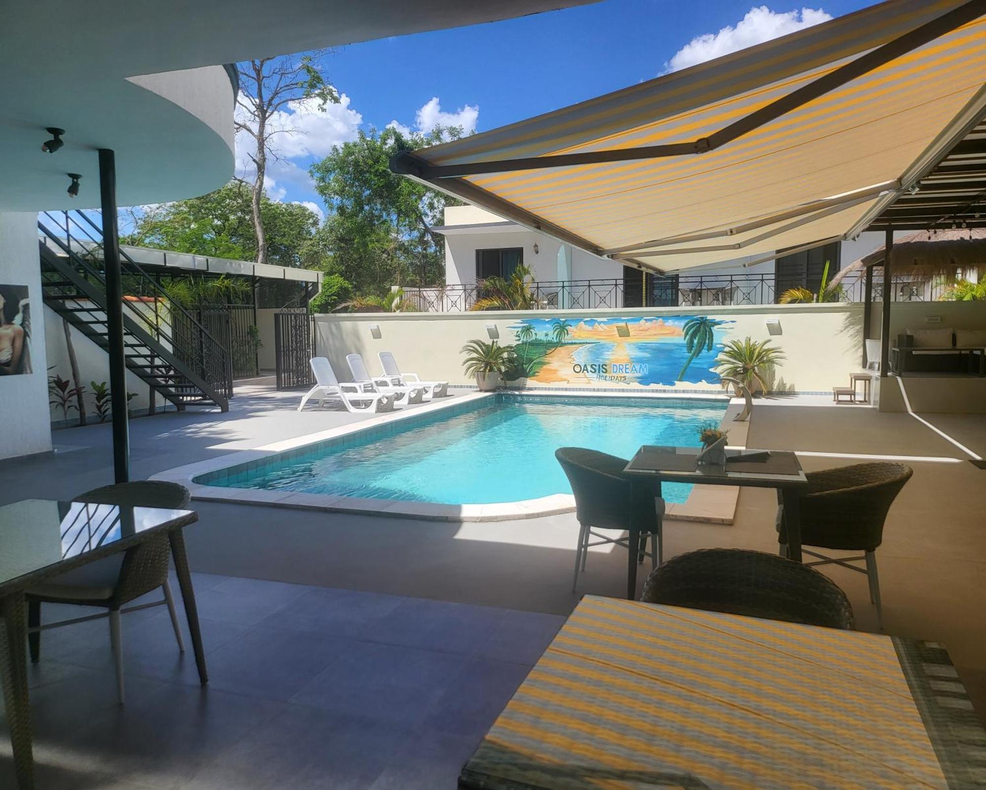 Hotel Oasis-Dream Holidays - La Petite France San Bernardino Esterno foto