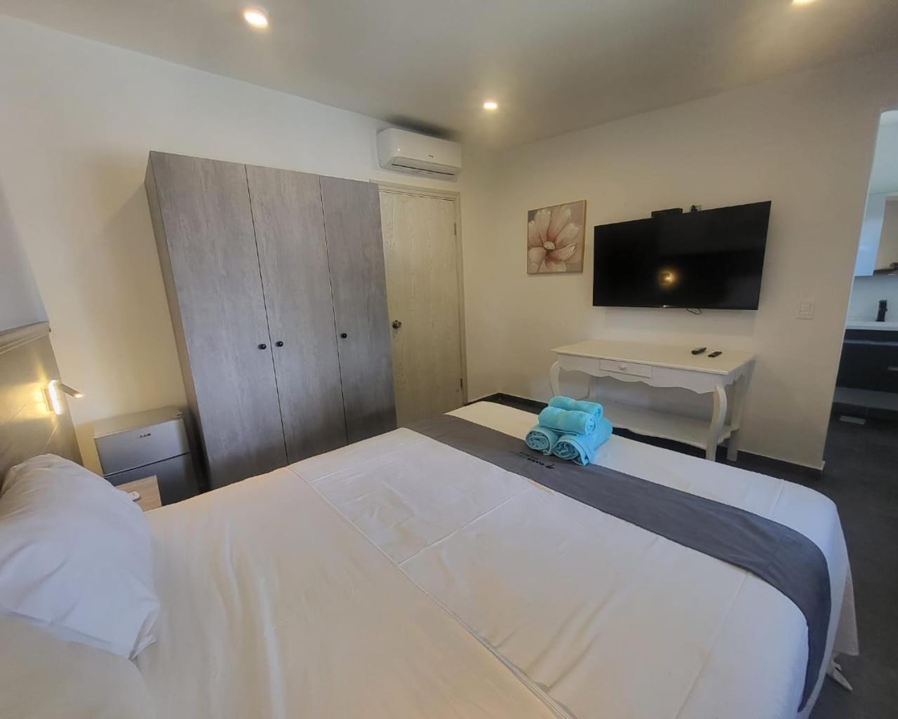 Hotel Oasis-Dream Holidays - La Petite France San Bernardino Esterno foto